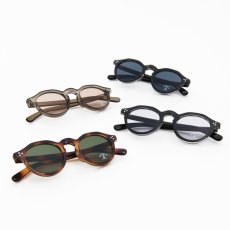 画像4: CROWN PANTO TOY SUNGLASSES (BLACK/GRAY） (4)