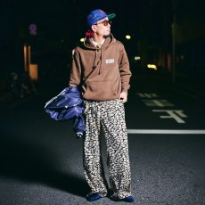 画像6: HOOD PRINT HOODIE(BROWN) (6)